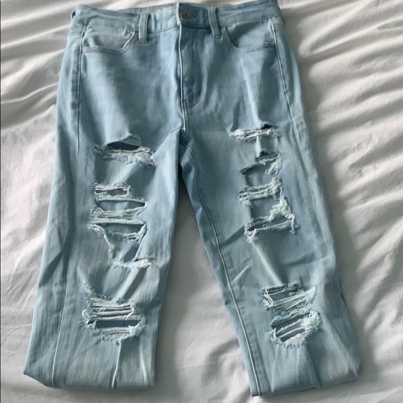 Distressed American Eagle Jeans - Picture 1 of 3